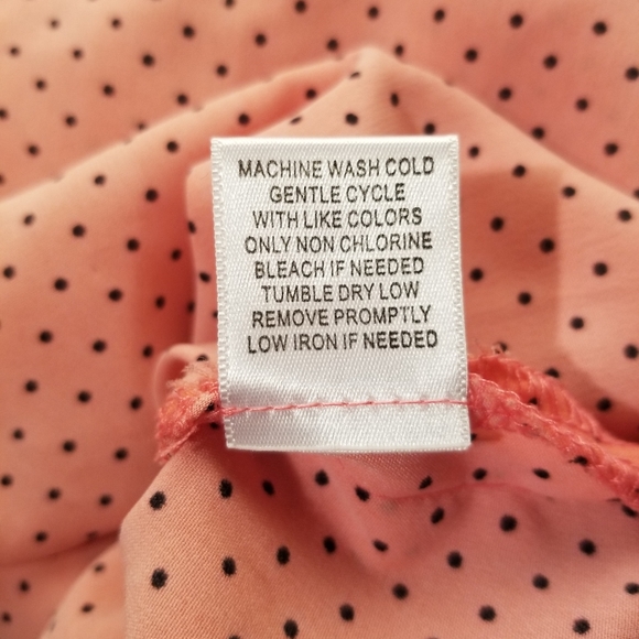 NWOT Studio Works PL Peach/Black LS blouse - Picture 9 of 9
